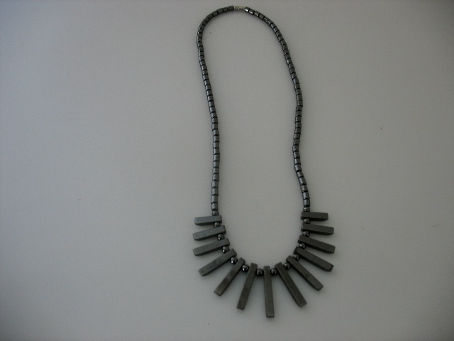 Hematite necklace, graded shape